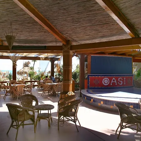 Oasi Ξενοδοχείο *